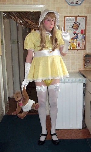 ABDL Pretty Adult People In Diaper and teddy