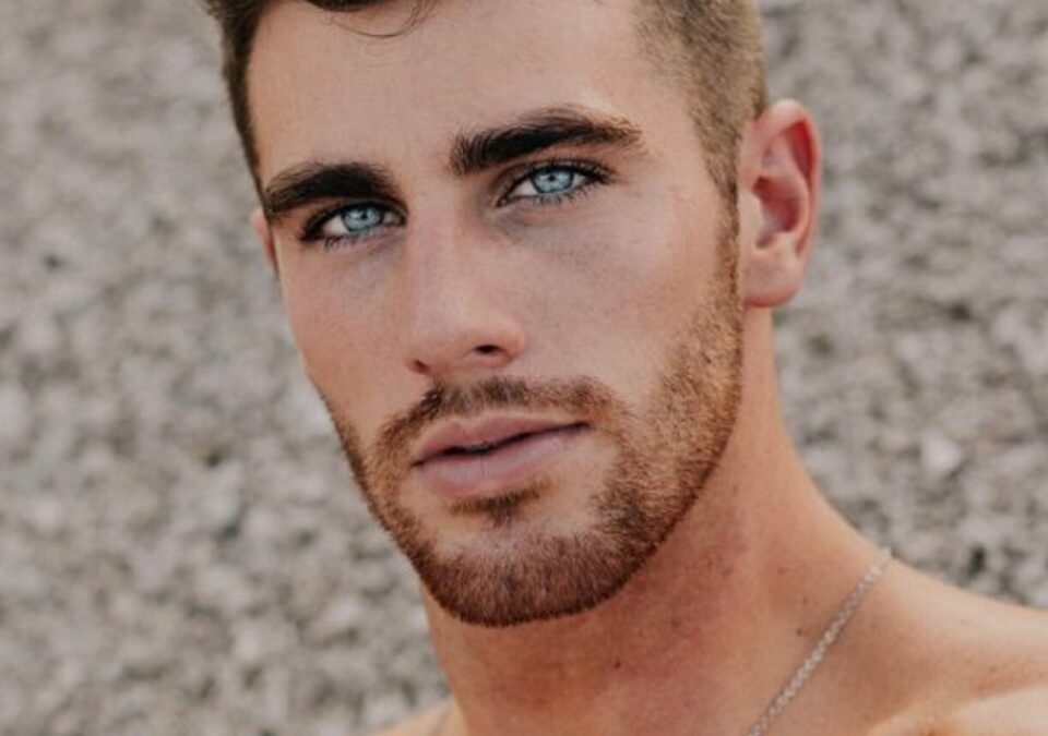 Handsome Hot Diaper Men In Hot Pic